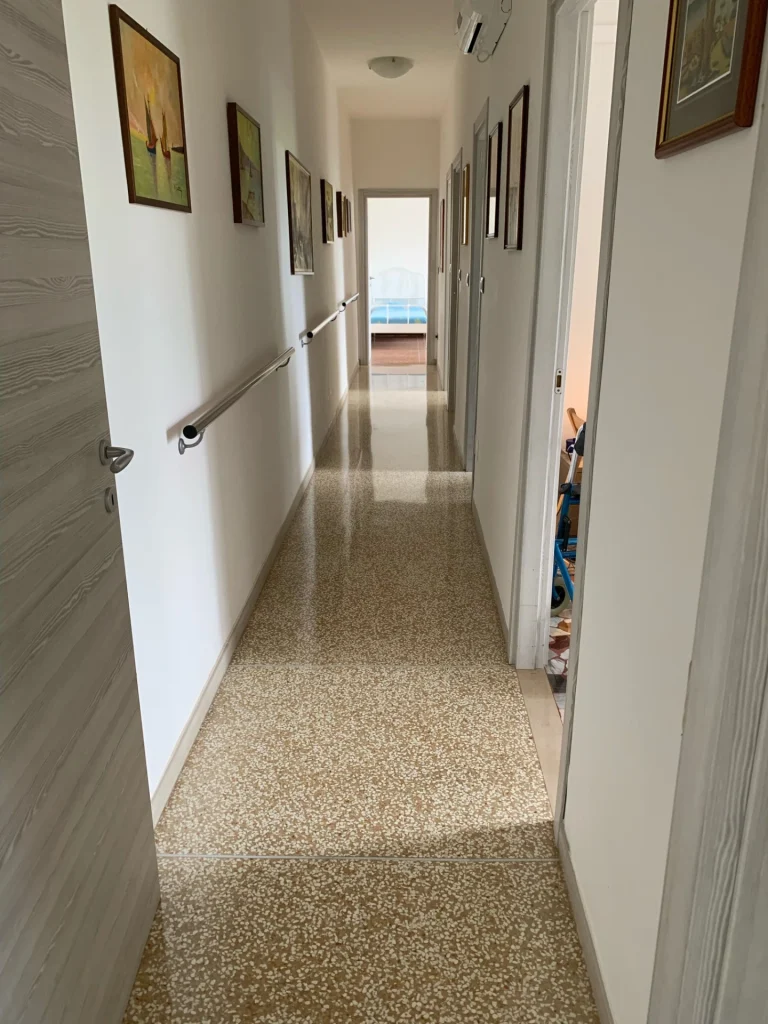 Casa Famiglia Idice - corridoio