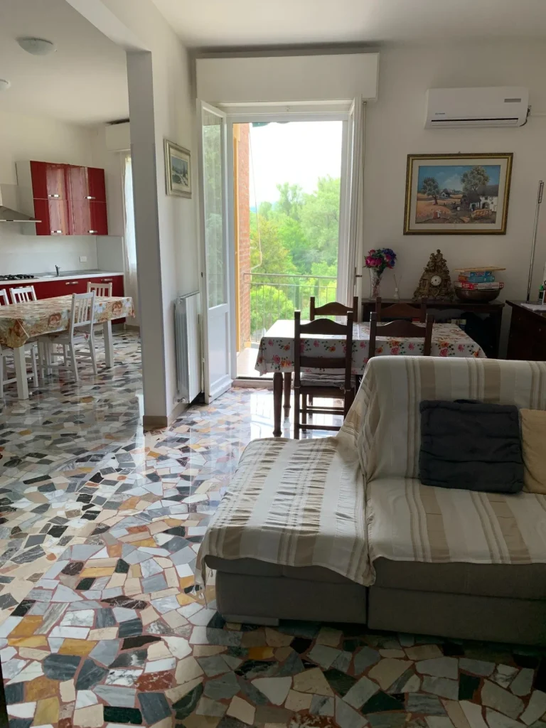 Casa Famiglia Idice - tinello con salottino
